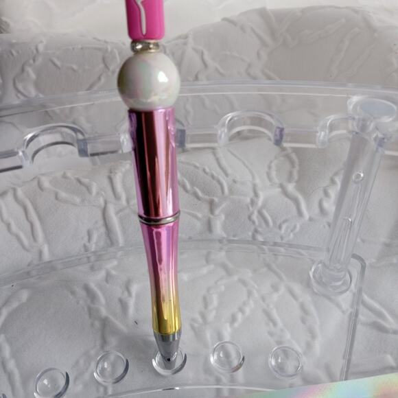 Pen - Picture 3 of 4